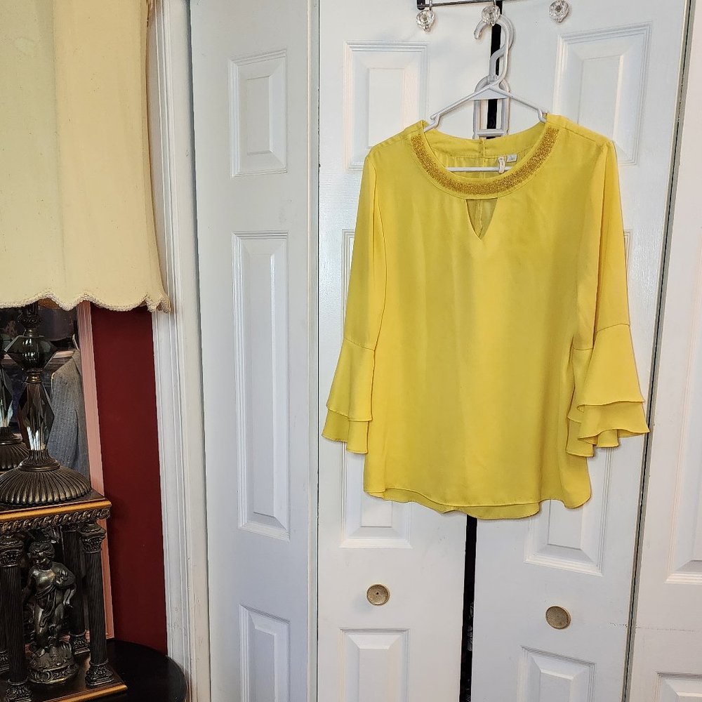 est.1946 top yellow beaded sequin jeweled neckline size large